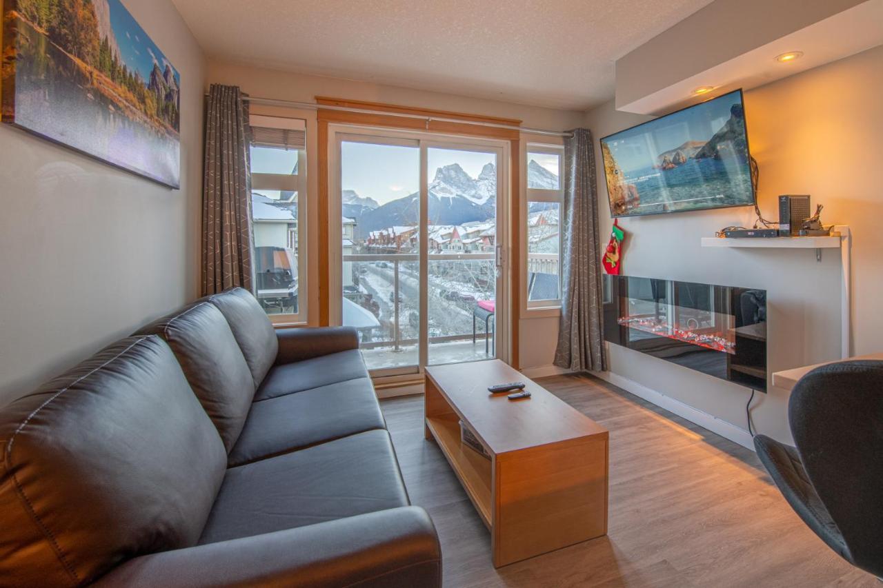 Mountain View 2 Bedroom Condo - Wt Top Floor-401 Canmore Exteriér fotografie